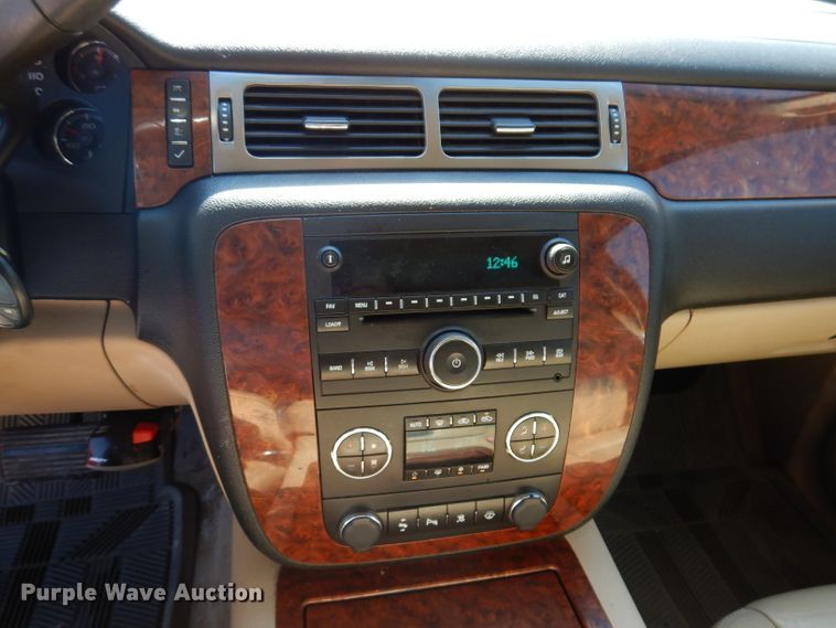 image for item IQ9585 2007 Chevrolet Avalanche LTZ  Crew Cab pickup truck