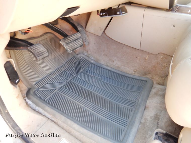 image for item IQ9585 2007 Chevrolet Avalanche LTZ  Crew Cab pickup truck