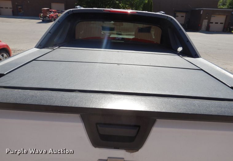 image for item IQ9585 2007 Chevrolet Avalanche LTZ  Crew Cab pickup truck