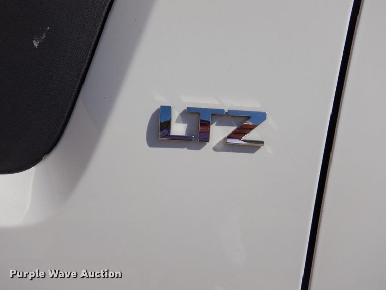 image for item IQ9585 2007 Chevrolet Avalanche LTZ  Crew Cab pickup truck