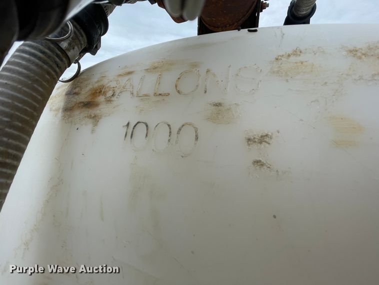 image for item IR9838 1997 International 9200  flatbed truck