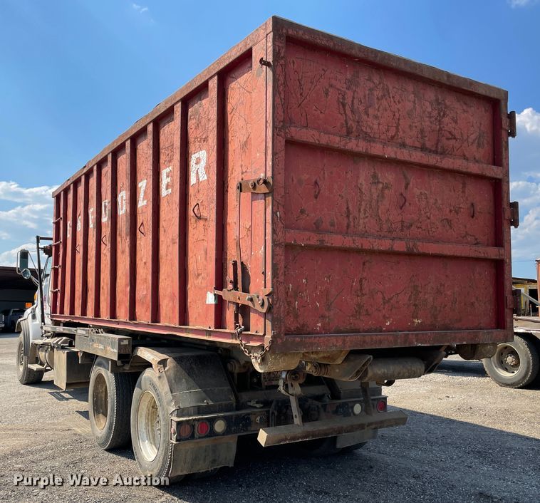 image for item IR9863 2005 Sterling L-Line  roll-off container truck