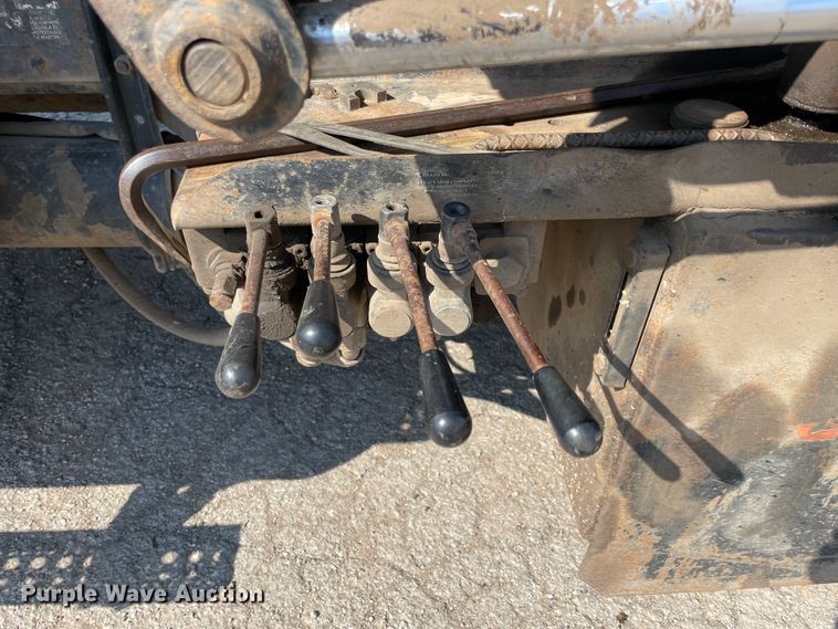 image for item IR9863 2005 Sterling L-Line  roll-off container truck