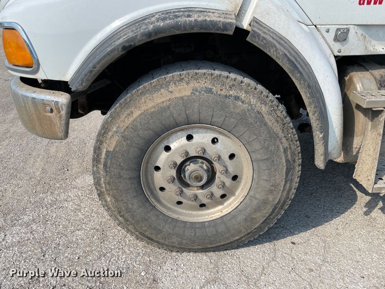 image for item IR9863 2005 Sterling L-Line  roll-off container truck