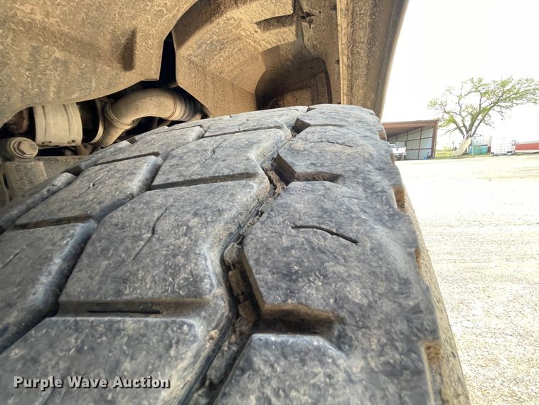 image for item IR9863 2005 Sterling L-Line  roll-off container truck