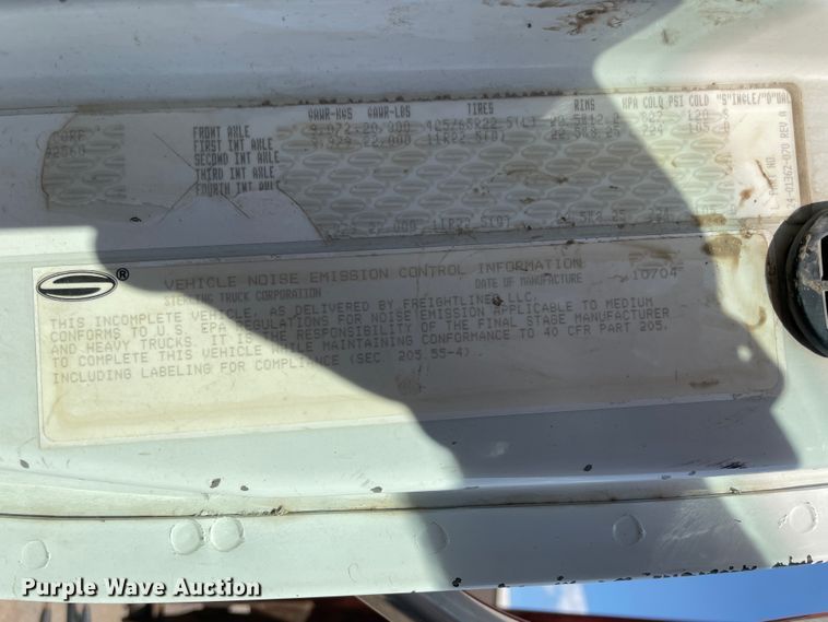 image for item IR9863 2005 Sterling L-Line  roll-off container truck