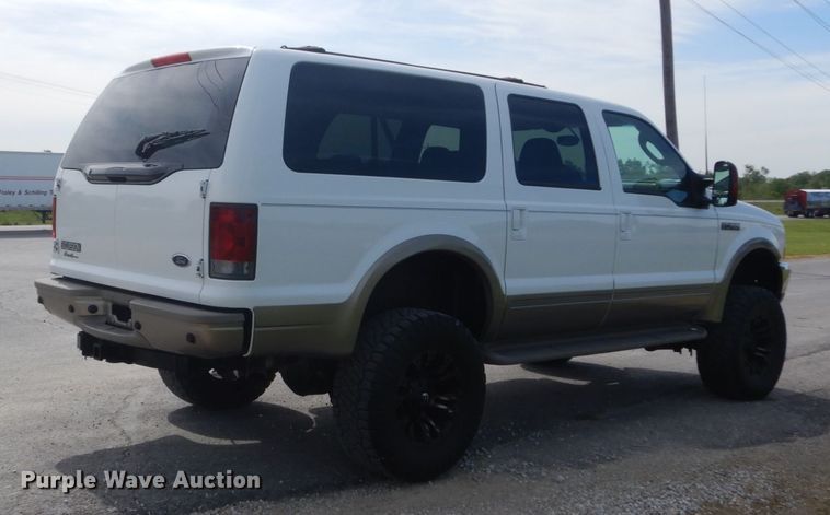image for item IT9083 2003 Ford Excursion  SUV