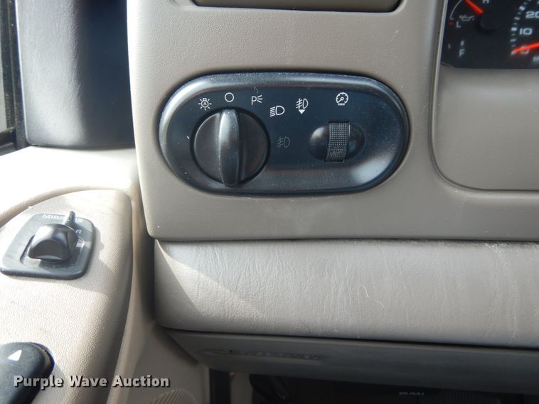 image for item IT9083 2003 Ford Excursion  SUV