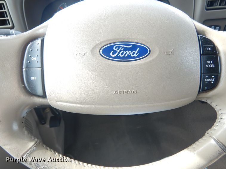 image for item IT9083 2003 Ford Excursion  SUV