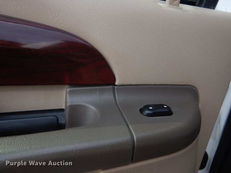 image for item IT9083 2003 Ford Excursion  SUV