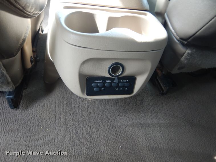 image for item IT9083 2003 Ford Excursion  SUV