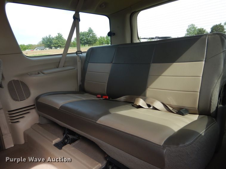 image for item IT9083 2003 Ford Excursion  SUV