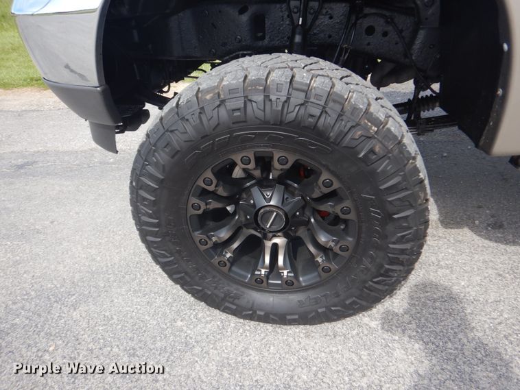 image for item IT9083 2003 Ford Excursion  SUV