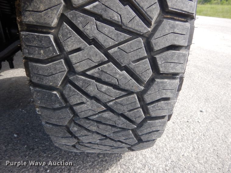 image for item IT9083 2003 Ford Excursion  SUV