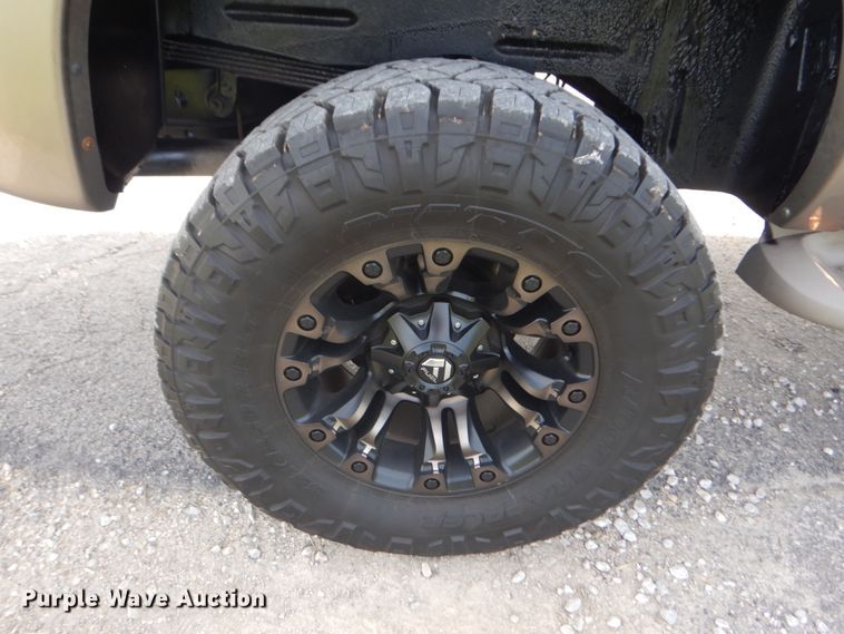 image for item IT9083 2003 Ford Excursion  SUV