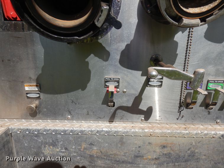 image for item IT9254 2008 Pierce  pumper fire truck