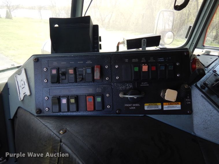 image for item IT9254 2008 Pierce  pumper fire truck