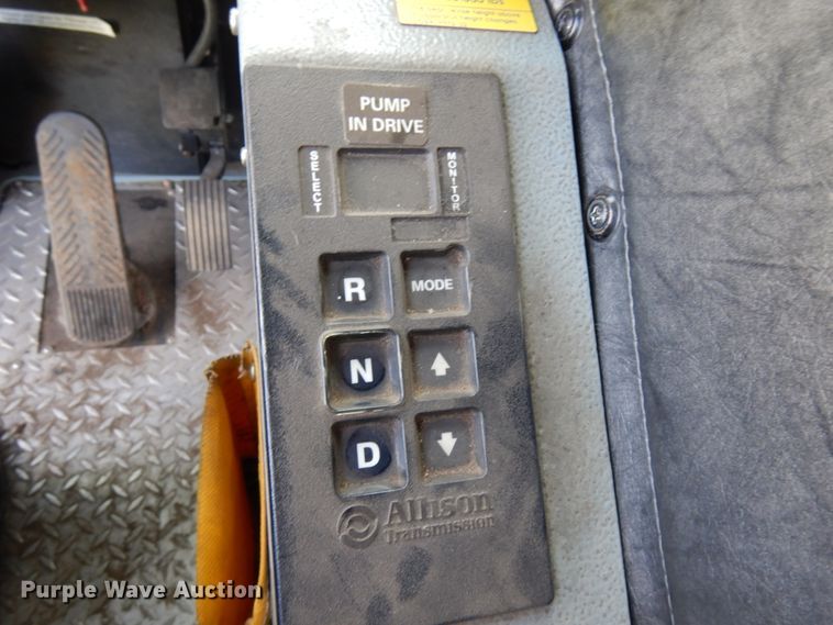 image for item IT9254 2008 Pierce  pumper fire truck