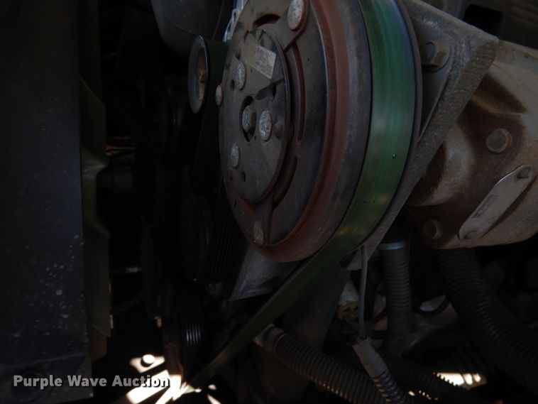 image for item IT9411 2016 Chevrolet Silverado 3500HD  Crew Cab tow truck