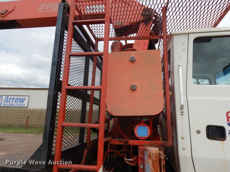 image for item IT9420 1995 Ford LTLS9000  crane truck