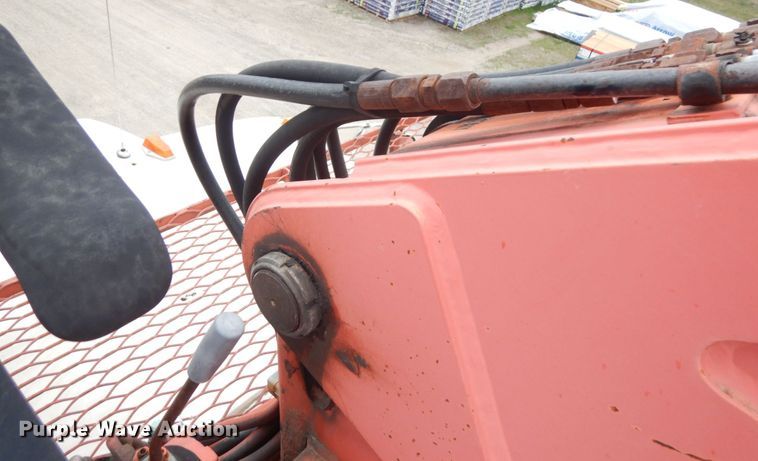 image for item IT9420 1995 Ford LTLS9000  crane truck