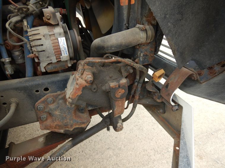 image for item IT9420 1995 Ford LTLS9000  crane truck