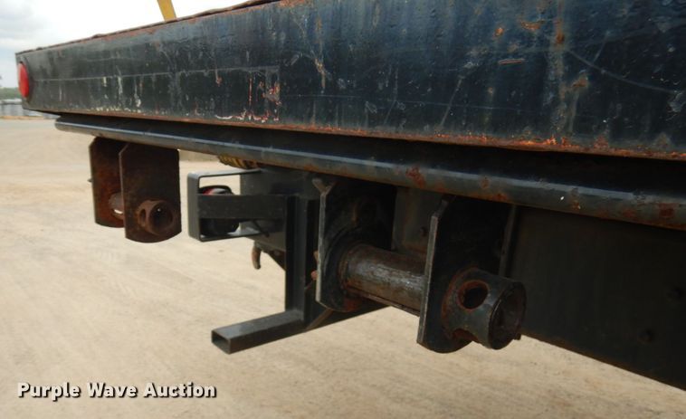 image for item IT9421 1996 Ford LTLS9000  crane truck