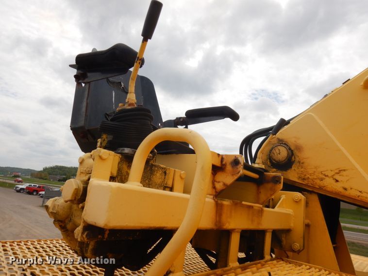 image for item IT9421 1996 Ford LTLS9000  crane truck