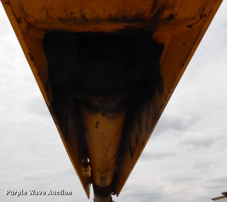 image for item IT9421 1996 Ford LTLS9000  crane truck