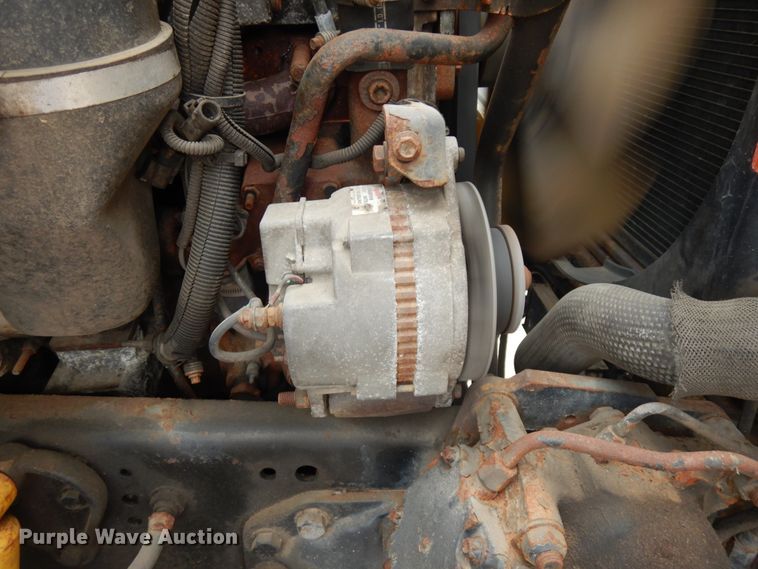 image for item IT9421 1996 Ford LTLS9000  crane truck