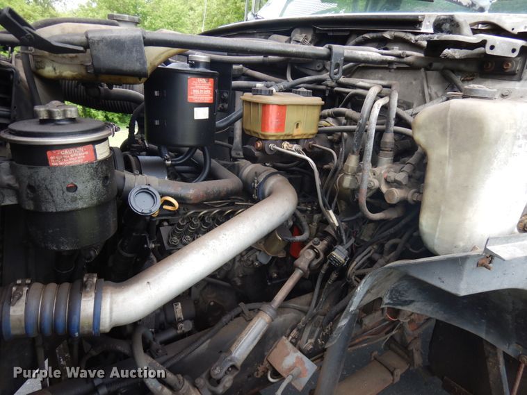 image for item IT9422 1997 Ford F800  forestry bucket truck