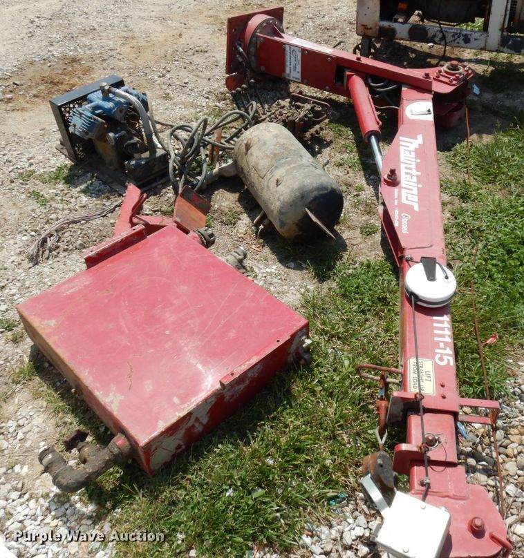 image for item IT9445 Maintainer 1111-15  truck mounted crane