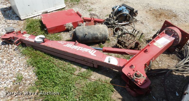 image for item IT9445 Maintainer 1111-15  truck mounted crane