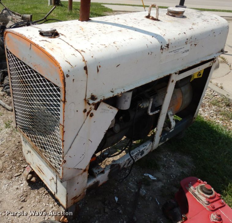 image for item IT9446 Lincoln SA-200-F-163  welder