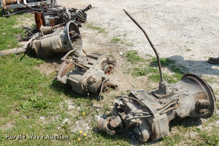 image for item IT9447 Truck parts