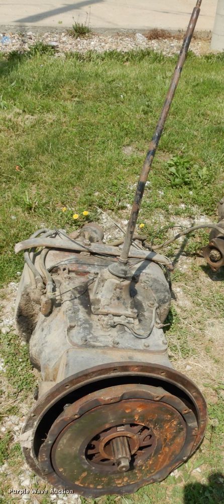 image for item IT9447 Truck parts