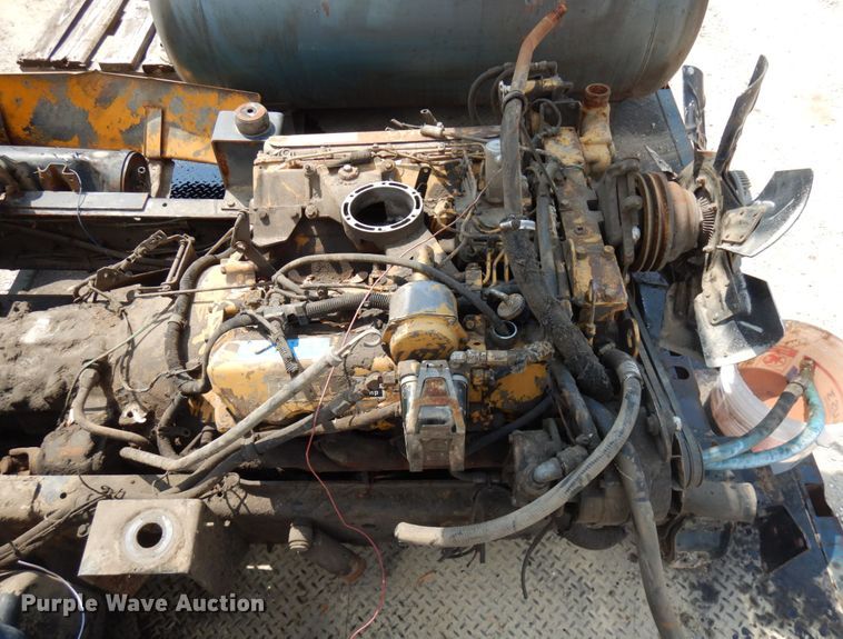 image for item IT9448 Caterpillar 3208 eight cylinder diesel  engine