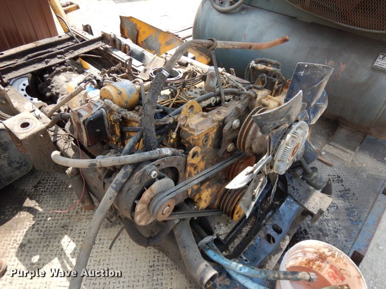 image for item IT9448 Caterpillar 3208 eight cylinder diesel  engine