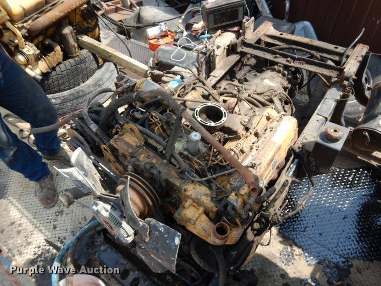 image for item IT9448 Caterpillar 3208 eight cylinder diesel  engine