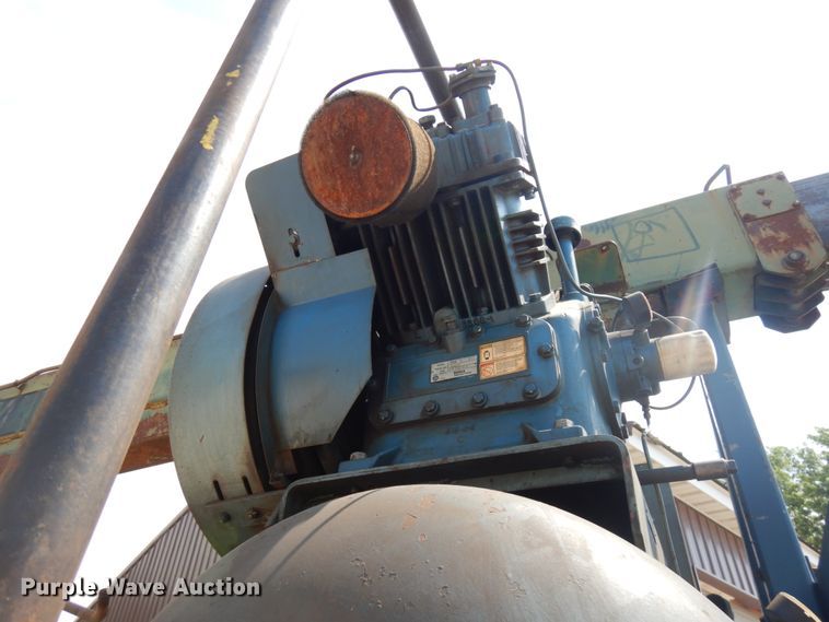 image for item IT9450 Western Tank and Steel 5015  air compressor