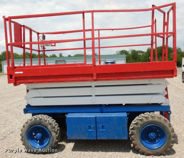 image for item IT9452 Sky Jack  scissor lift