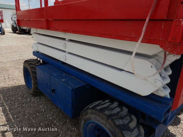 image for item IT9452 Sky Jack  scissor lift