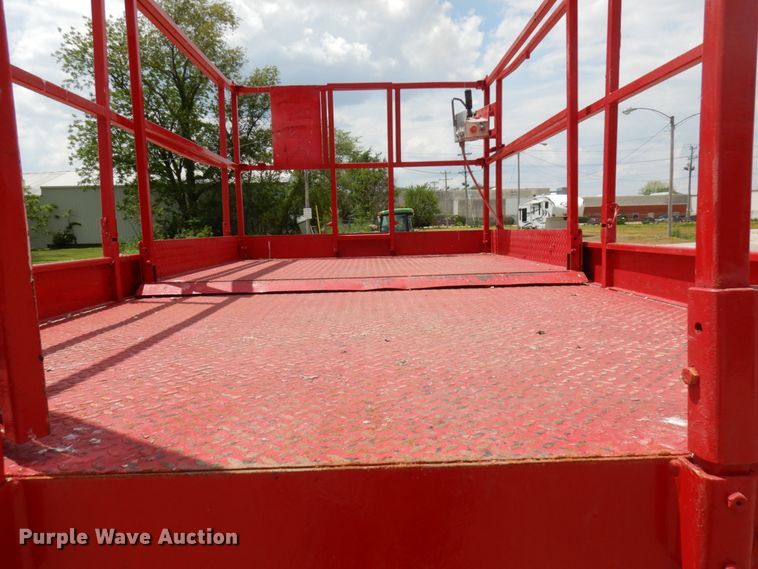 image for item IT9452 Sky Jack  scissor lift
