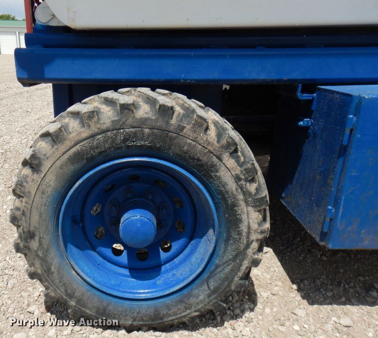 image for item IT9452 Sky Jack  scissor lift