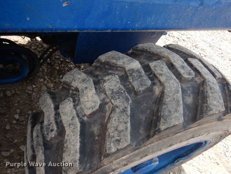 image for item IT9452 Sky Jack  scissor lift