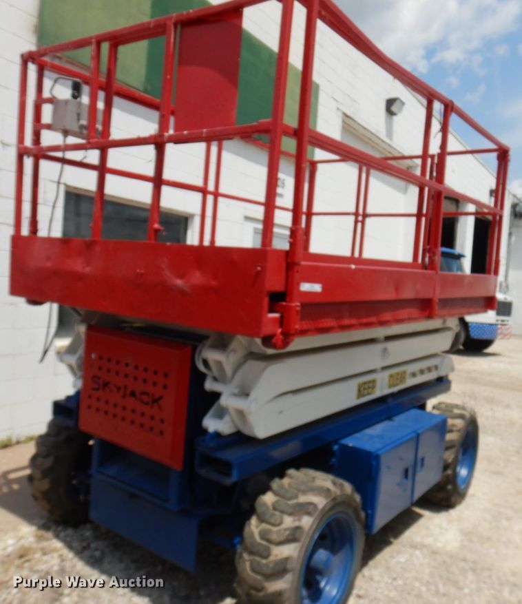 image for item IT9453 Sky Jack  scissor lift
