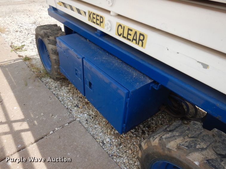 image for item IT9453 Sky Jack  scissor lift