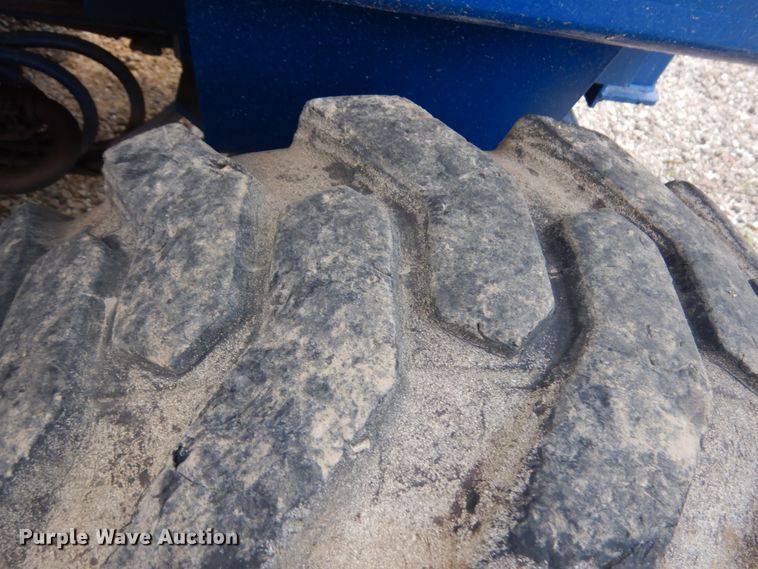 image for item IT9453 Sky Jack  scissor lift