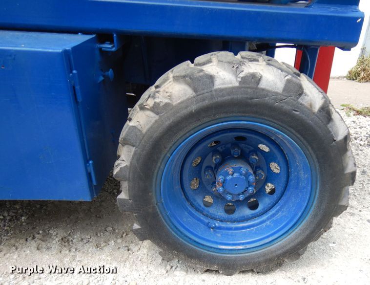 image for item IT9453 Sky Jack  scissor lift