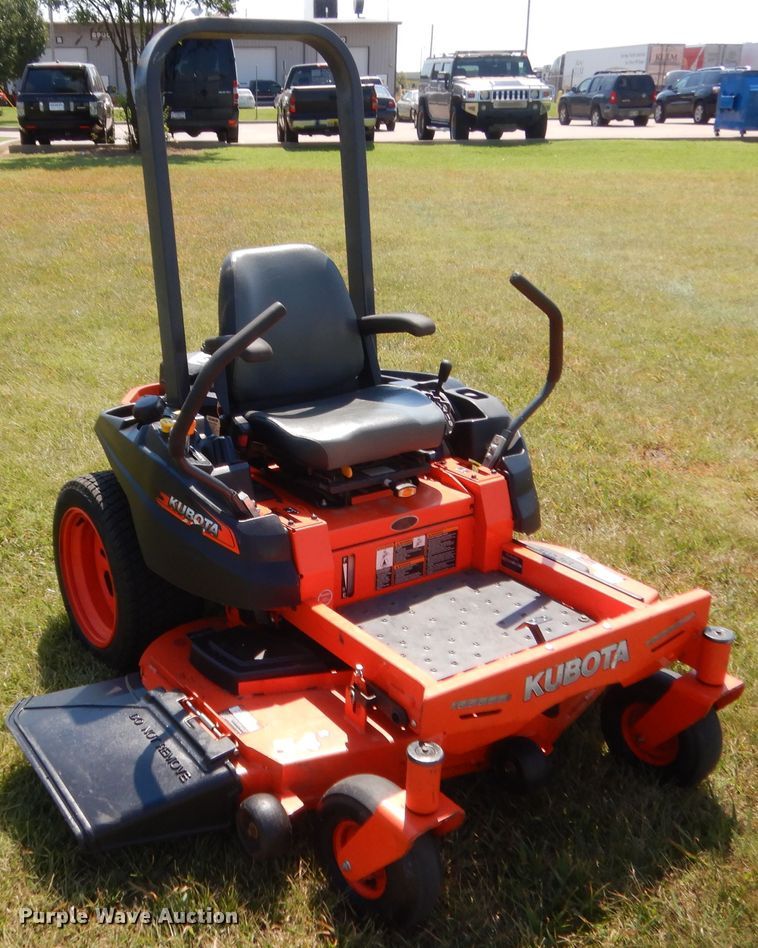 image for item IT9504 Kubota Z125SKH  ZTR lawn mower